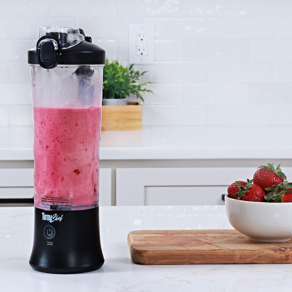 image 1 of Total Chef Cordless Portable Blender 600ml, USB Rechargeable, Black