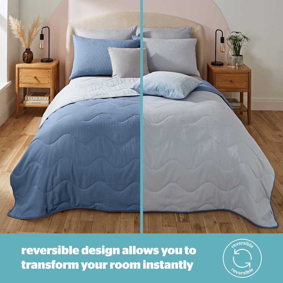 image 1 of Silentnight Summer Breeze Seersucker Coverless Duvet 2.5 Tog Blue Light Grey | Blue | Blue | King