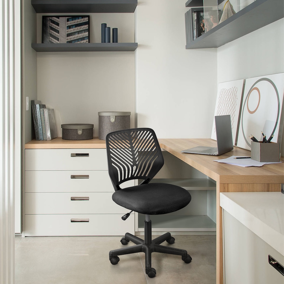 image 1 of Yaheetech Adjustable Mesh Computer Chair
