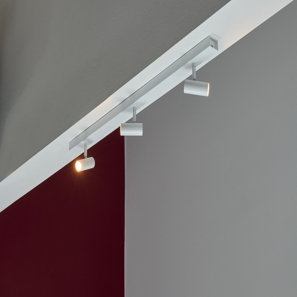 image 1 of Omari 3-Spot | Spot light | White
