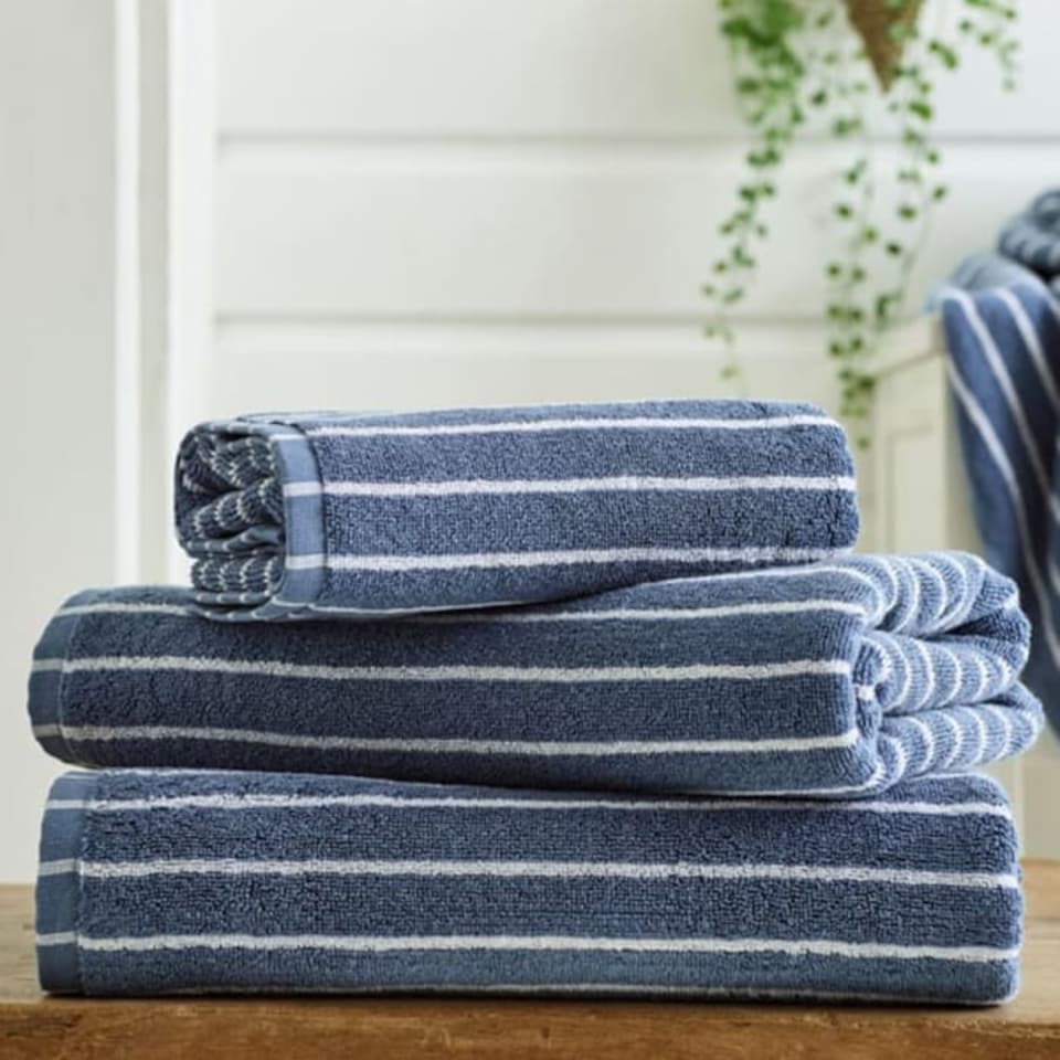 image 1 of Malmo Cotton Stripe Lightweight 480gsm Towel