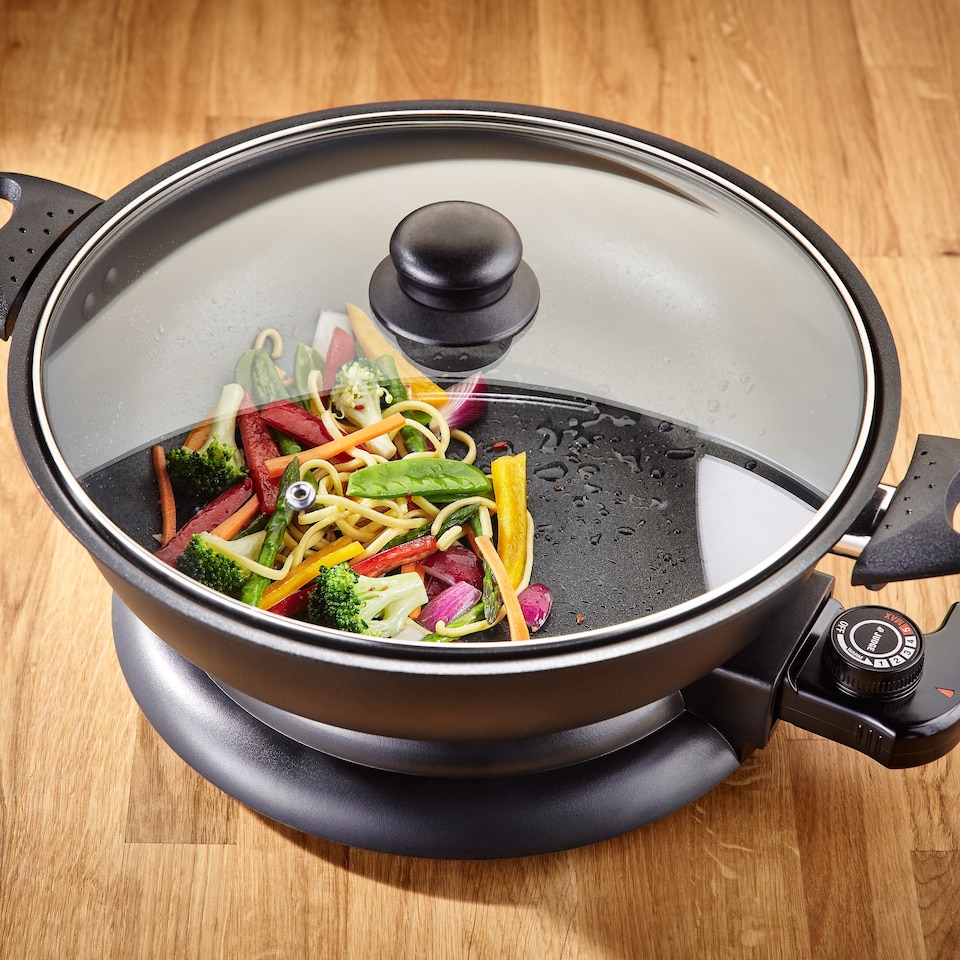 image 1 of Judge Electric Family Wok 32cm Non-Stick with Lid 1500W