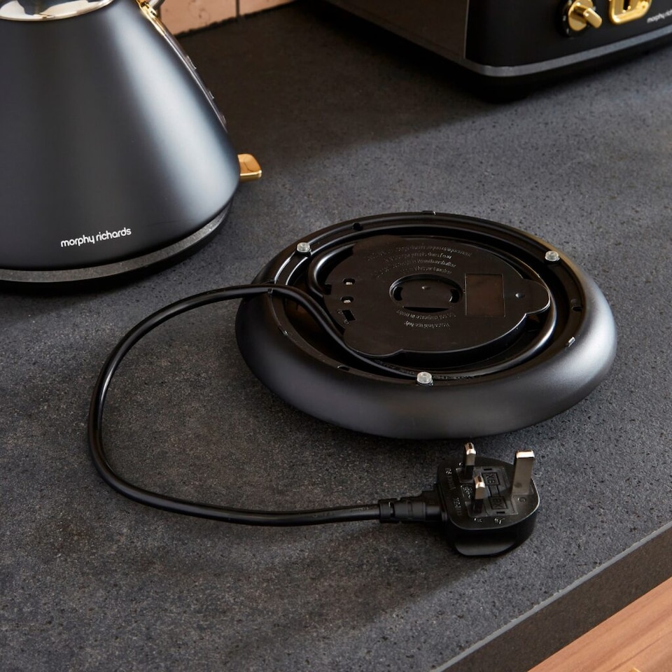 image 1 of MORPHY RICHARDS ACCENTS PYRAMID KETTLE BLACK