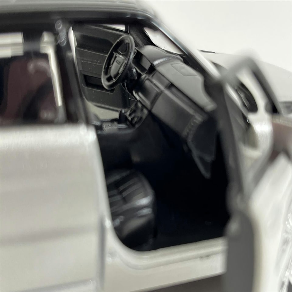 image 1 of Range Rover Sport Silver LHD 1:36 Pull & Go Tayumo 36100016