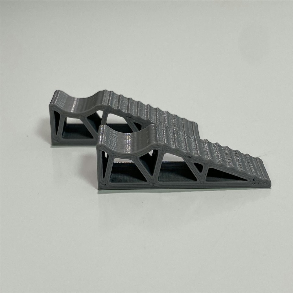 image 1 of Slot Car Trackside Scenery 2 x Car Ramps 1:32 Scale WASP