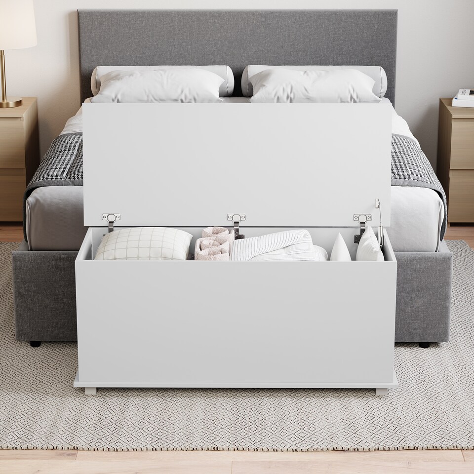 image 1 of Vida Designs Leon Storage Ottoman Bedroom Hallway Chest Bench, White | White | White