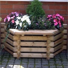 Flatback Window Seat Planter Brown