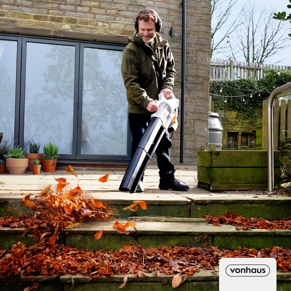 image 1 of VonHaus Leaf Blower and Vacuum with Mulcher & 10m Cable