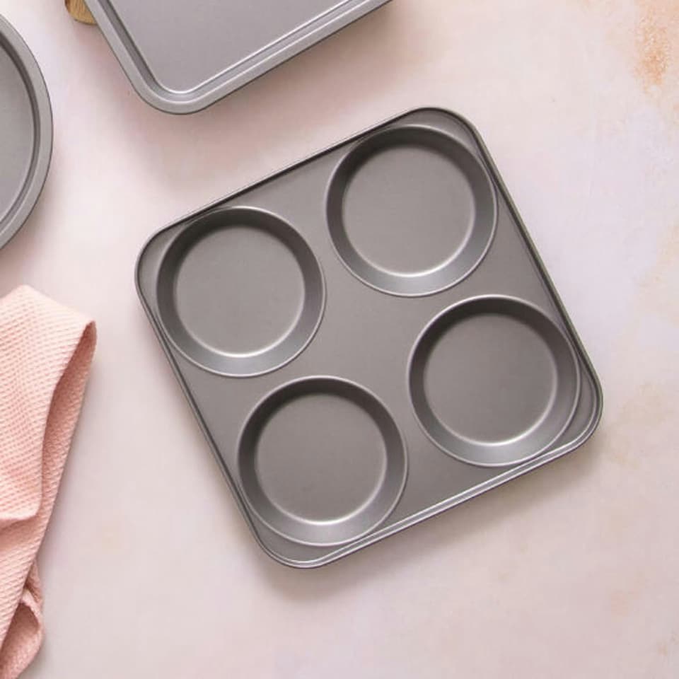 image 1 of 3 x 4 Cup Giant Yorkshire Pudding Non-Stick Oven Trays N/A