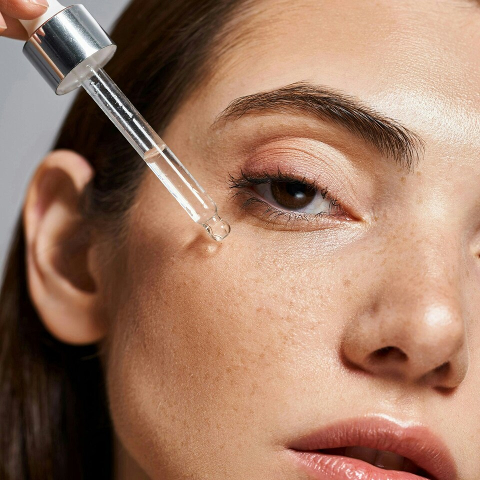image 1 of skinChemists Hydrating Hyaluronic Acid Serum 30ml