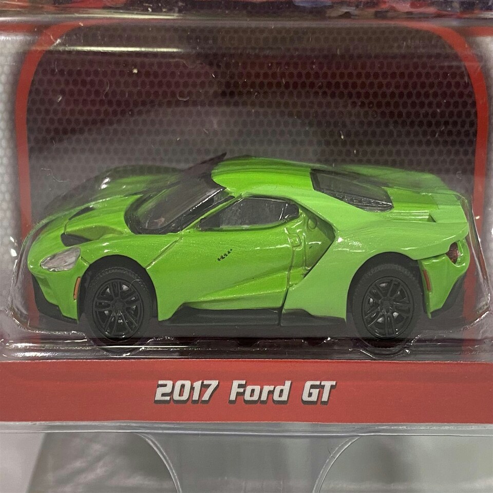 image 1 of 2017 Ford GT Green 1:64 Scale Greenlight 37230E