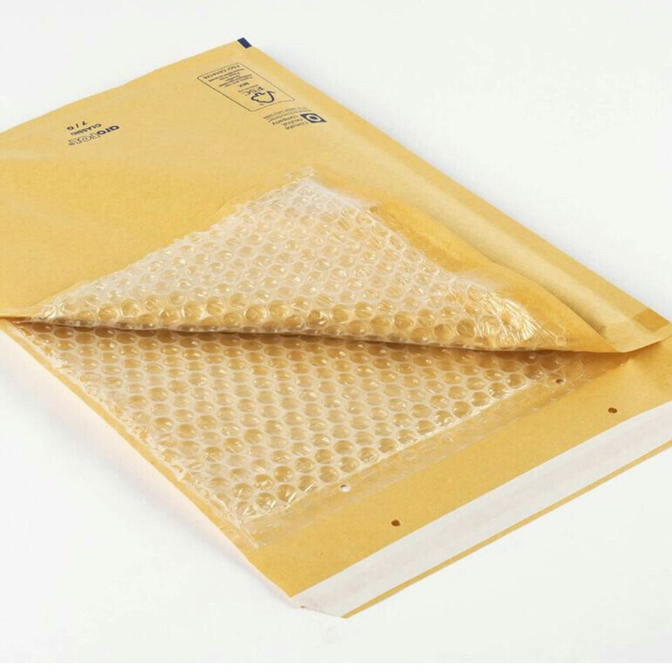 image 1 of 300 x Size 4 (180 x 265mm) Classic Gold Arofol Bubble Lined Strong Postal Mailers With Peel & Seal Slip Gold | One Size