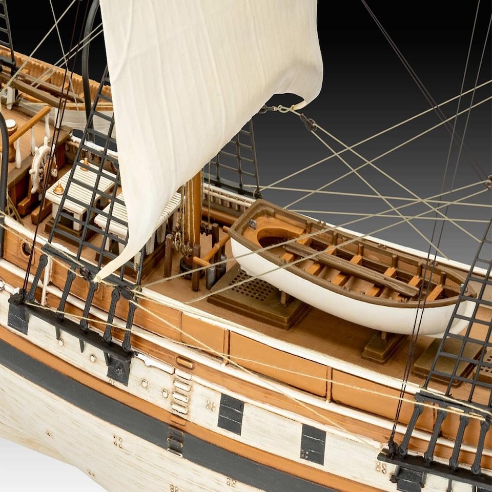 image 1 of Revell British HMS Beagle (1:96 Scale)
