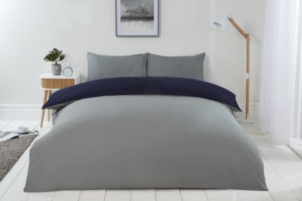 image 1 of Brights Reversible Duvet King Bed NavyGrey