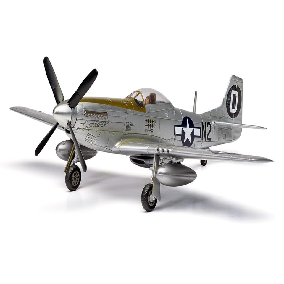 image 1 of Airfix US North American P-51D Mustang Starter Set (1:72 Scale)