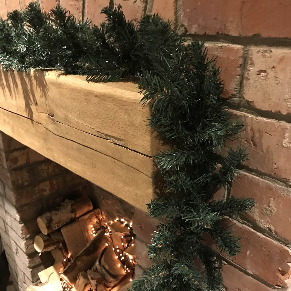 image 1 of Pack of 4 x 2.7m (9ft) x 20cm Canadian Pine Christmas Garland Plain Green
