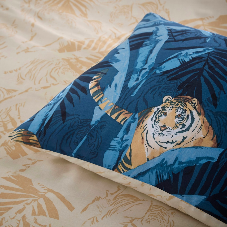image 1 of Tiger Duvet Cover Set Pillowcase Navy Single