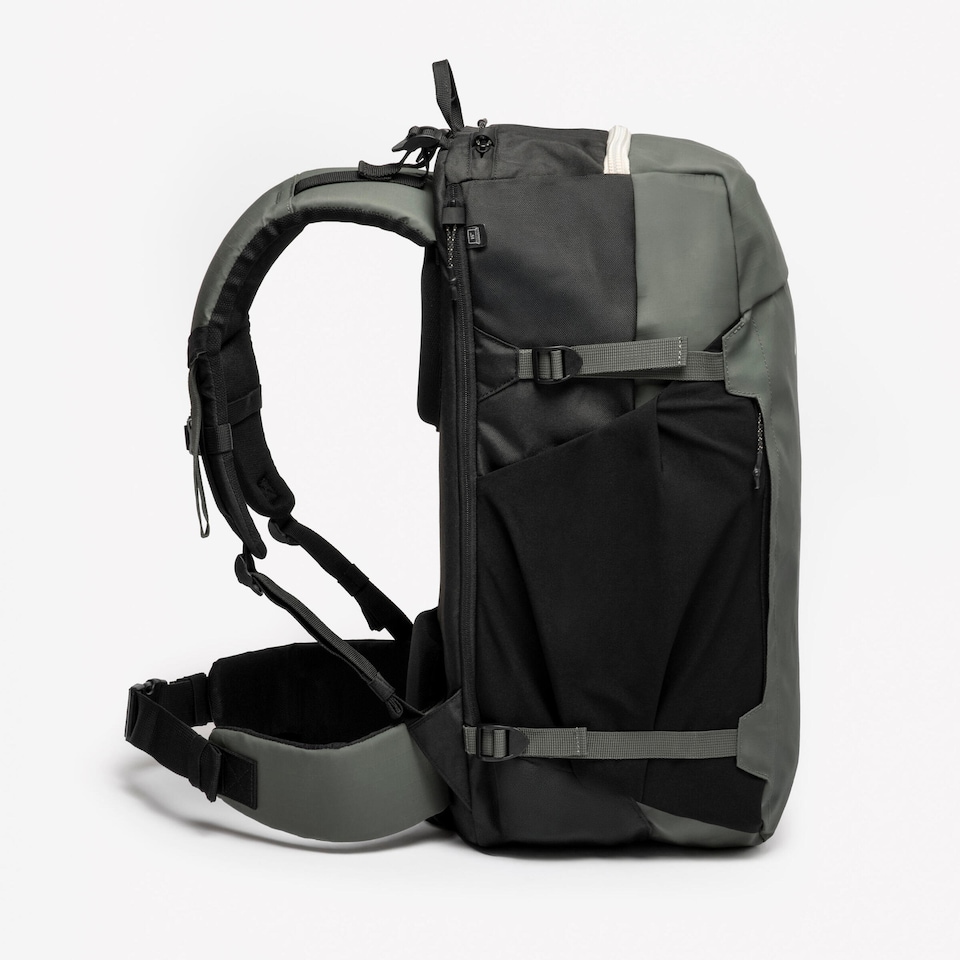 image 1 of Decathlon 40 L travel backpack, Travel 500 Organiser