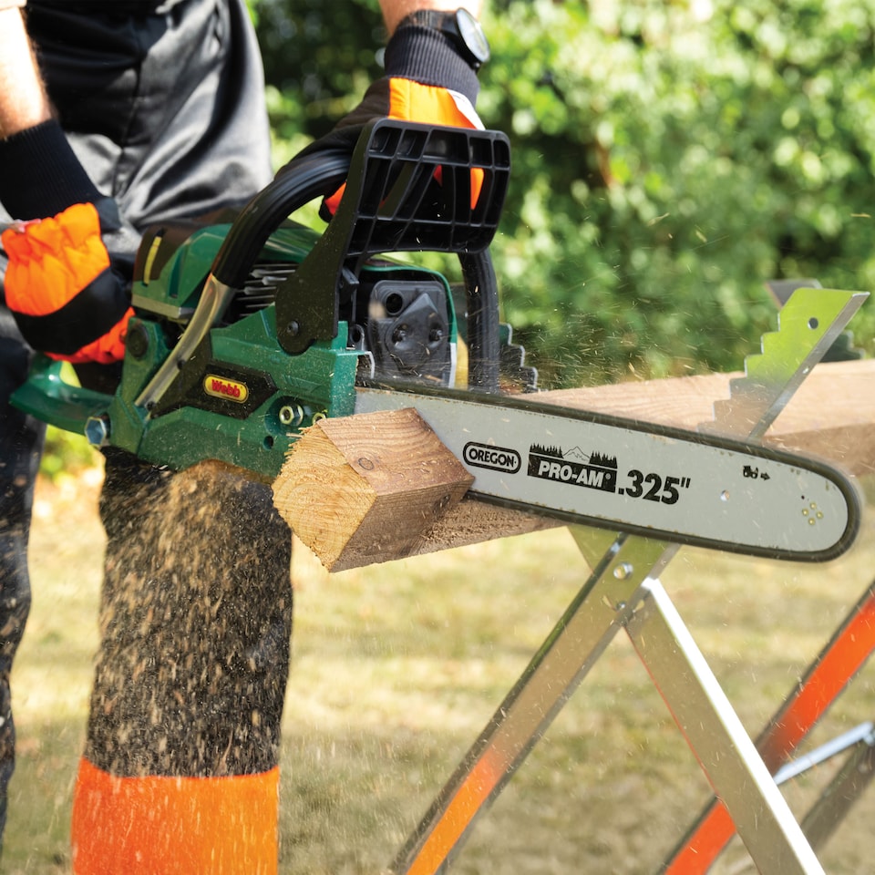 image 1 of Webb Classic 45.2cc 40cm Petrol Chainsaw with Oregon Bar & Chain