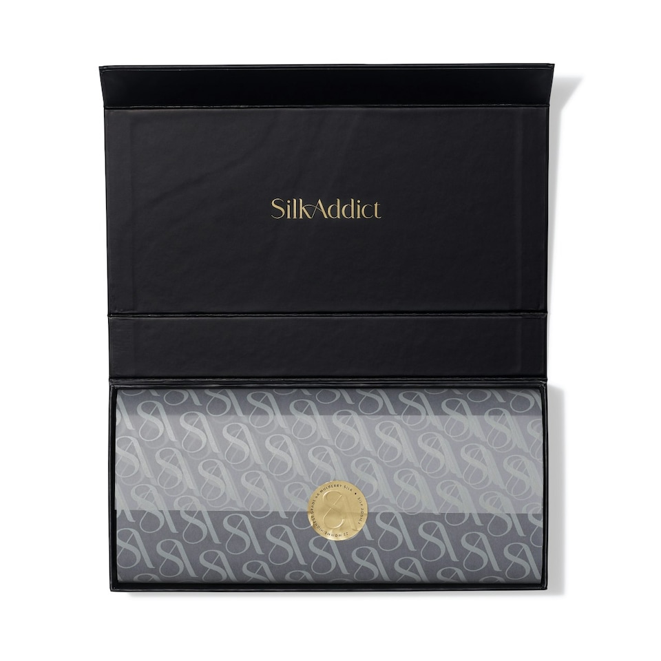 image 1 of Silk Addict 100% Mulberry Silk Weighted Sleep Mask - Black Black