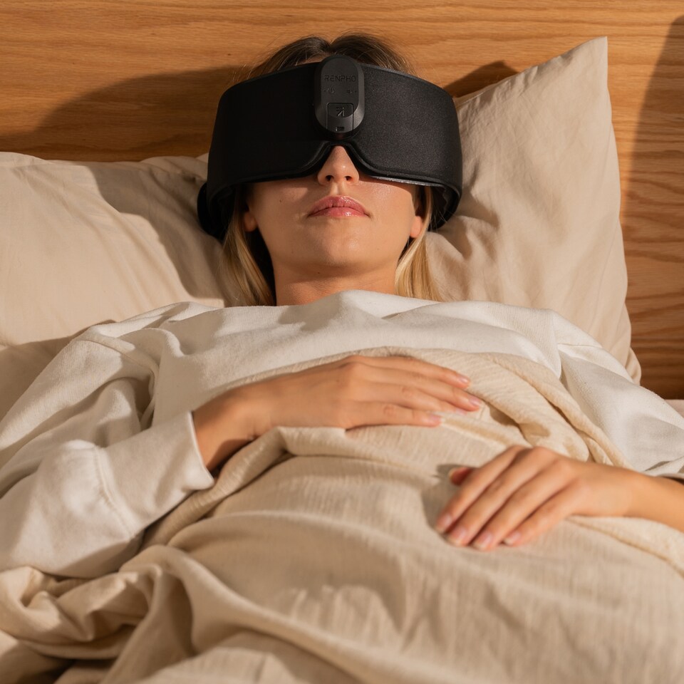 image 1 of RENPHO EyeSnooze Sleep Mask with Aromotherapy