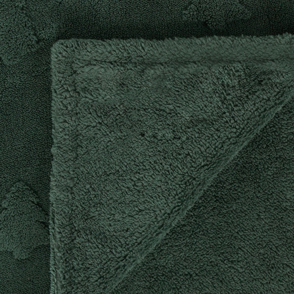 image 1 of OHS Soft Teddy Fleece Christmas Winter Tree Tufted Blanket Throw | Green