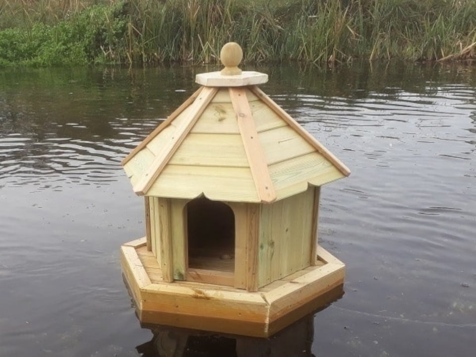 Buttercup Hexagonal Floating Duck House - Small, Waterfowl Nesting Box for Pond or Lake - Pressure Treated Timber | Brown | One Size