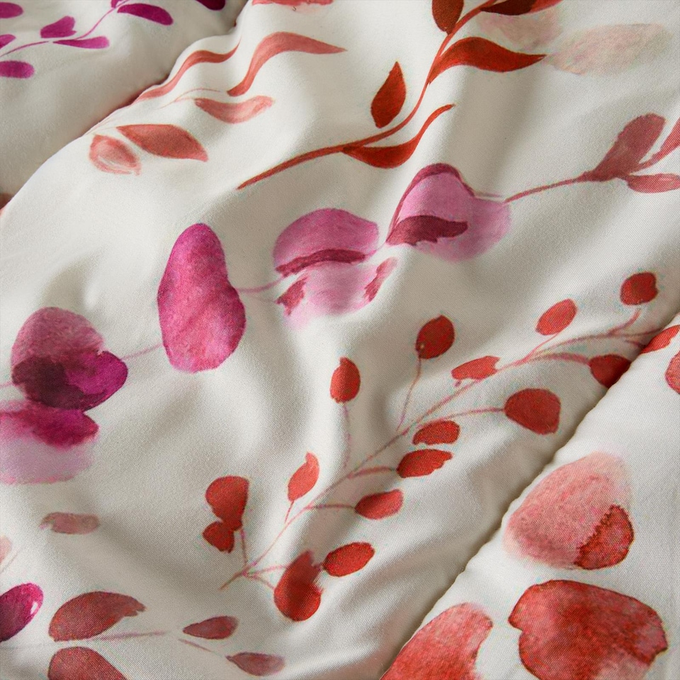 image 1 of OHS Floral Coverless 10.5 TOG Duvet Set Pillowcase Quilted Cover