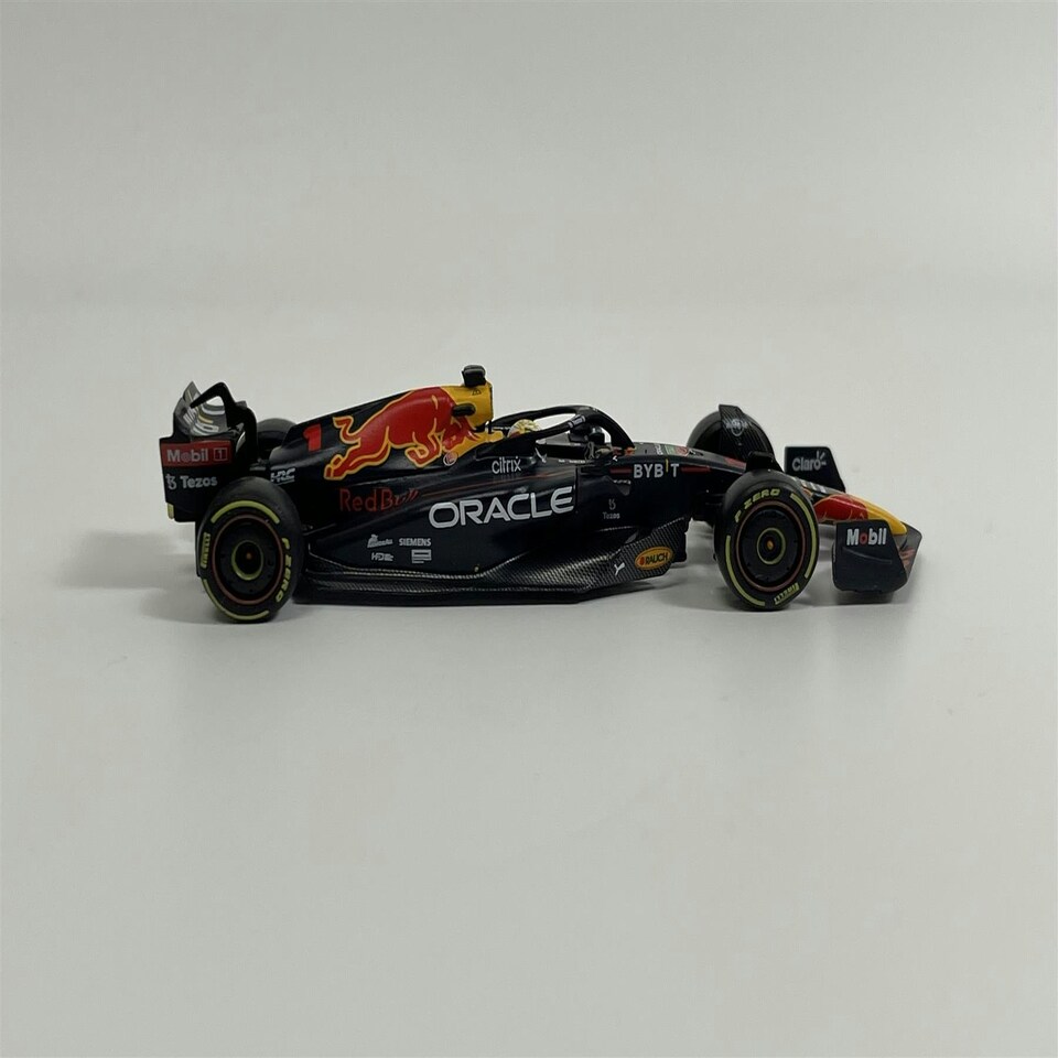 image 1 of Max Verstappen 2022 Monaco Grid Prix RB18 #1 1:64 Mini GT MGT00550L