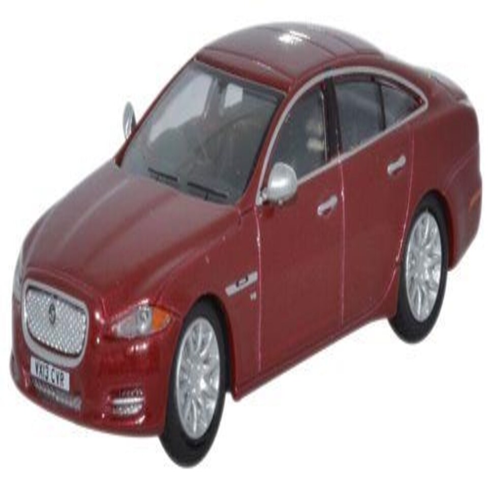 Oxford Diecast Jaguar XJ Saloon Carnelian Red