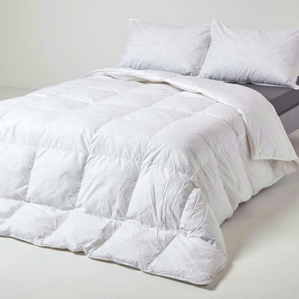 image 1 of Homescapes Goose Feather and Down 13.5 Tog Duvet for Winter, Super King