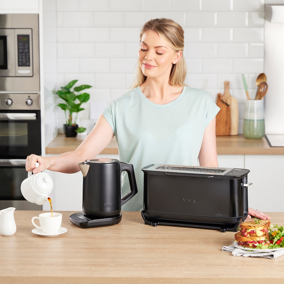 image 1 of Ninja Foodi 3in1 Toaster Grill & Panini Press Black in ST200UK | Black | Black | 1