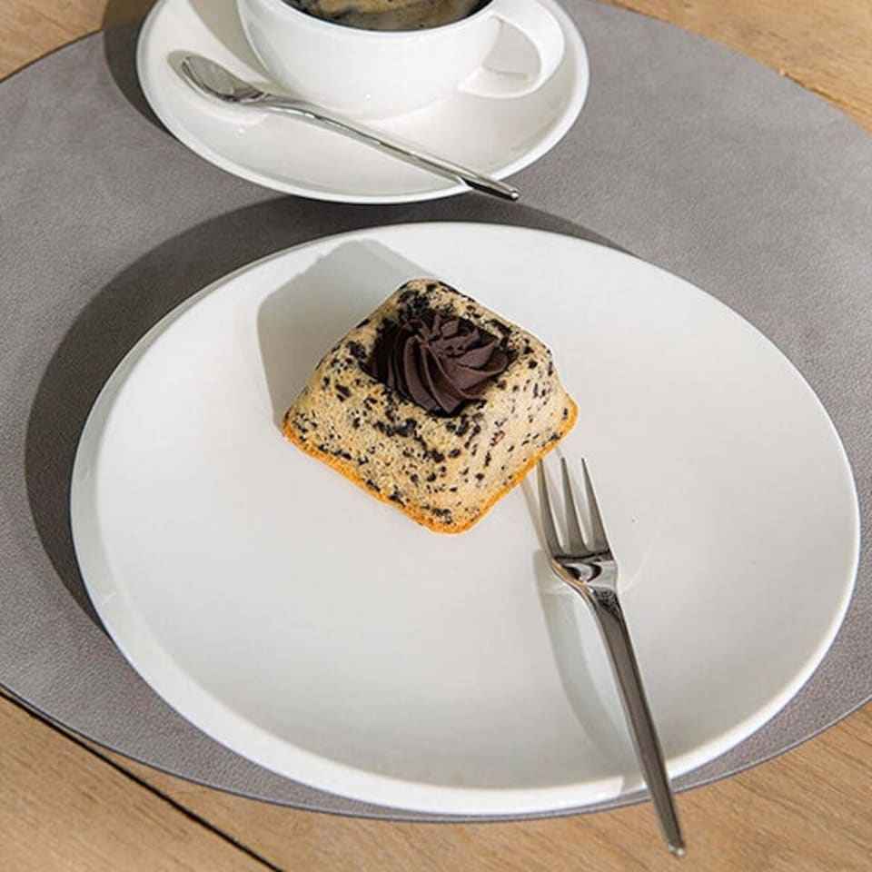 image 1 of Villeroy & Boch New Moon Salad Plate