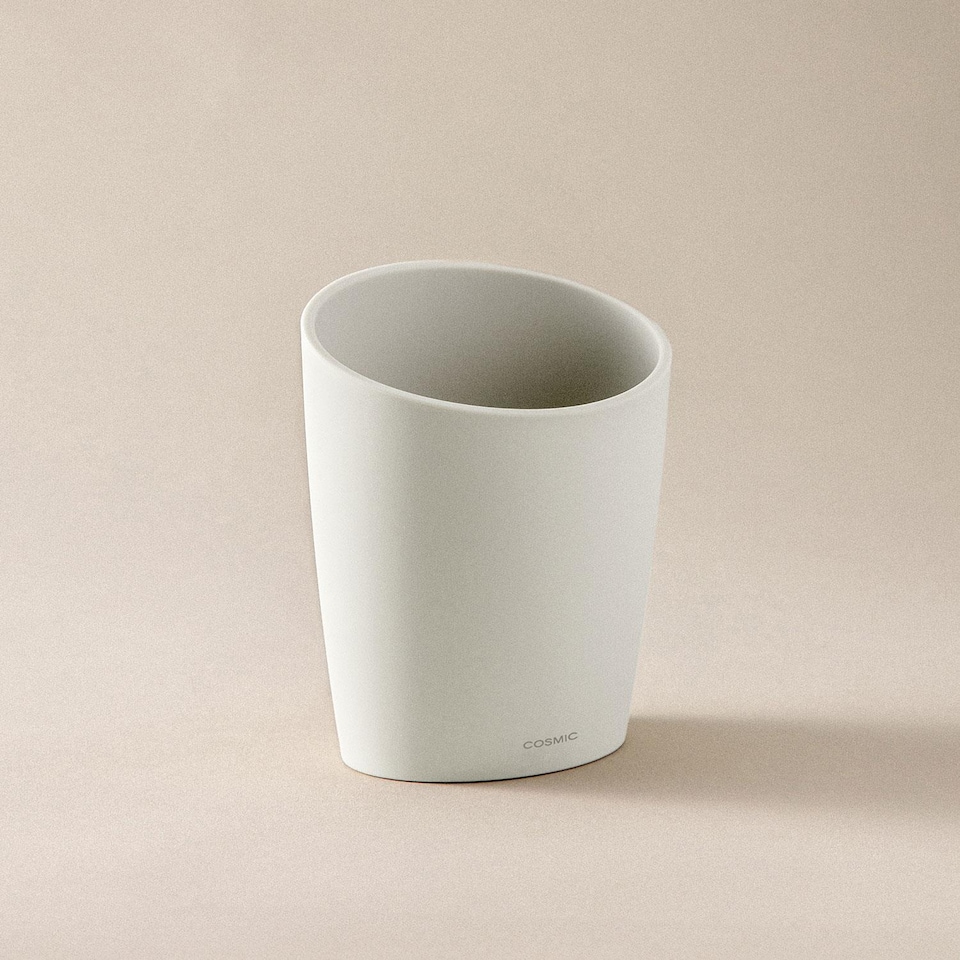 image 1 of COSMIC Toothbrush holder Ivory Unique design Soft-finish coating Saku Collection