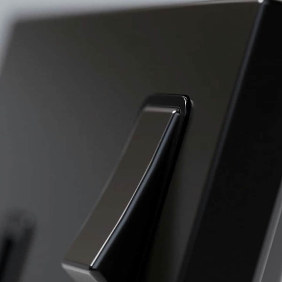 image 1 of SE HOME Matt Black 1 Gang 13A DP Ingot 1 USB Switched Plug Socket Black | Matt