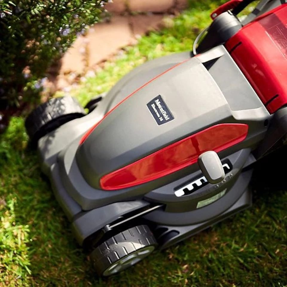 image 1 of Mountfield Electress 1400W Electric Lawnmower 38cm