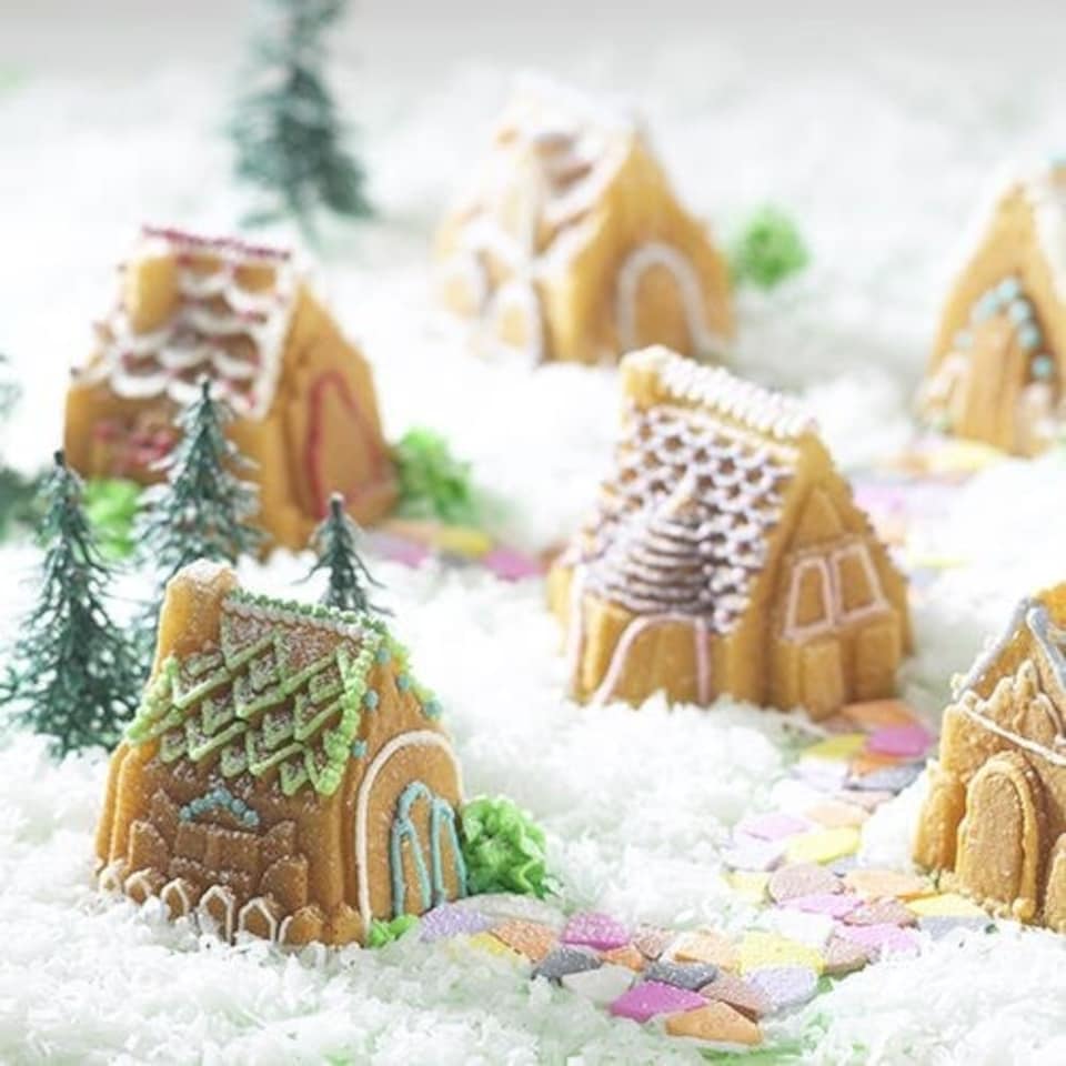 image 1 of Nordic Ware Cozy Village Pan