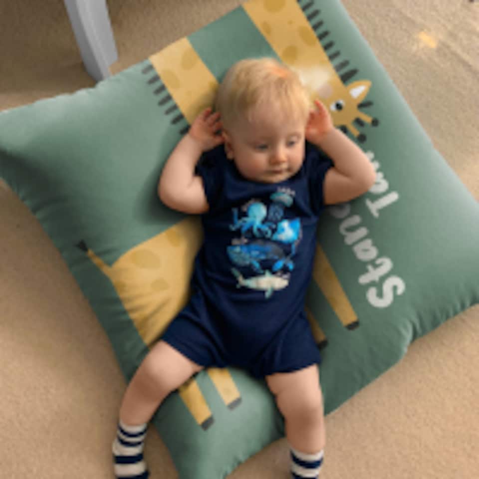 image 1 of rucomfy Indoor Giraffe Bean Bag - Safari Kids Floor Cushion Seat