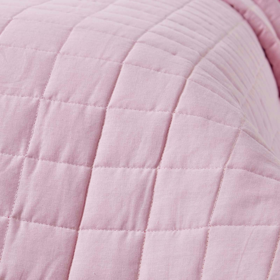image 1 of Homescapes Cotton Quilted Reversible Bedspread Pink and Cerise - 150 x 200 cm | Pink