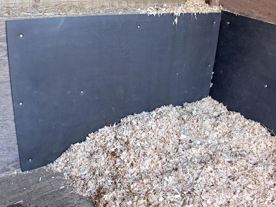 image 1 of Stable Wall Mat EVA Foam Protection 6ft x 4ft x 10mm