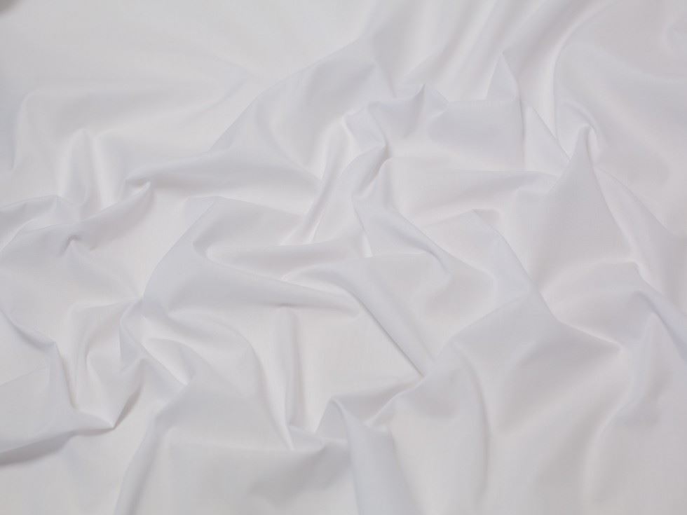 Minerva Core Range White Poly Cotton Poplin Fabric for Dressmaking, Quilting, 144cm / 56" Wide - per metre