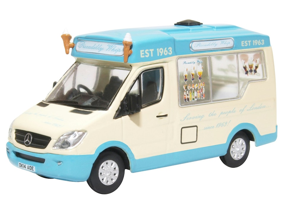 Oxford Diecast Whitby Mondial Ice Cream Van Piccadilly Whip