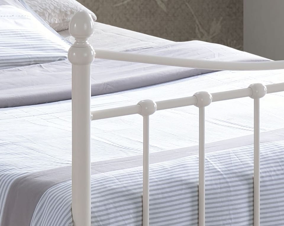 image 1 of 5ft King Size Traditional Victorian Style Ivory White Tubular Steel Metal Bed Frame, Bedstead | White | Ivory White | King