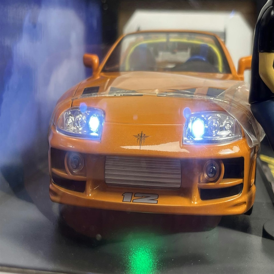 image 1 of Fast and Furious 1995 Toyota Supra Lights Up Brian Figure 1:18 Jada 31139