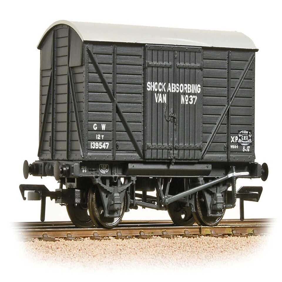 Bachmann 12t Shock Van Planked Ends GWR Grey