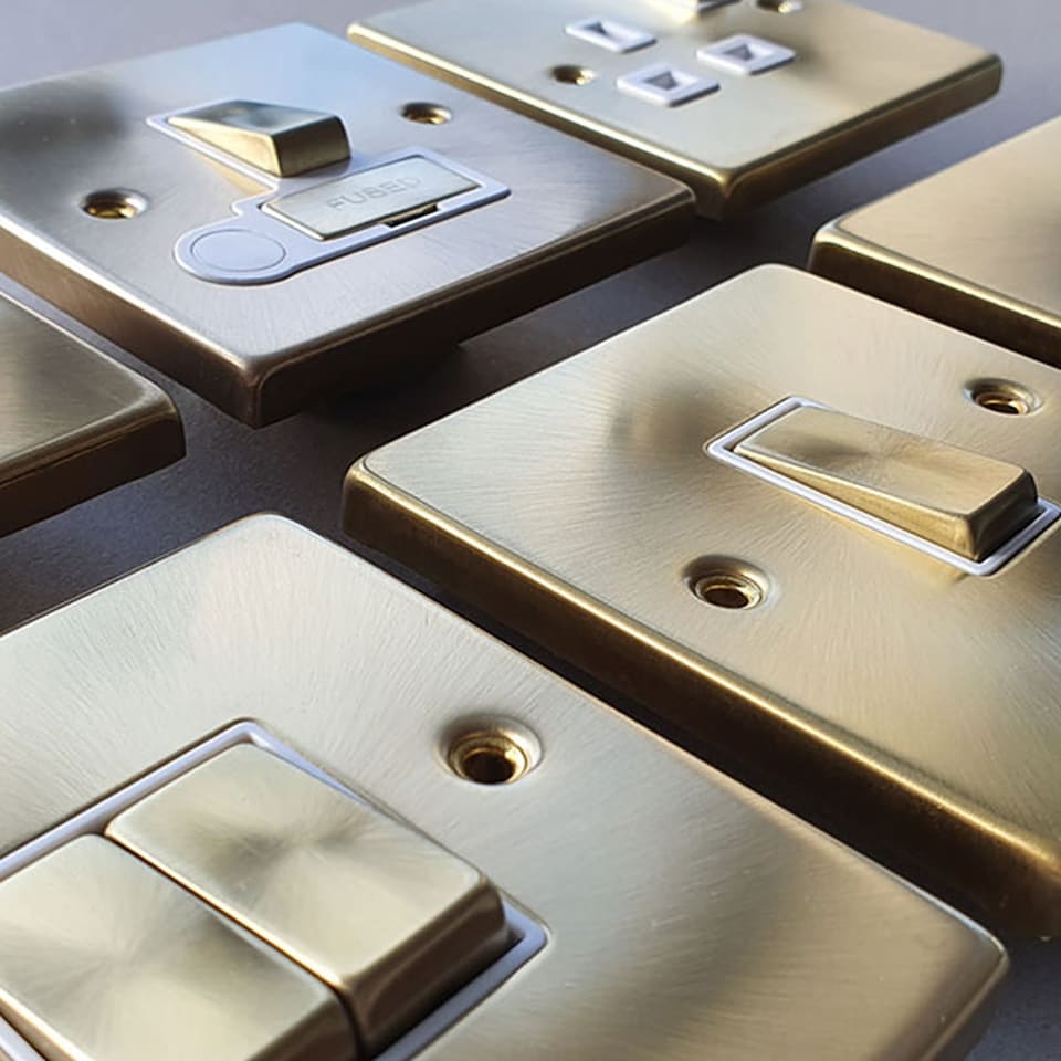 image 1 of SE HOME Satin Brushed Brass 13A Fused Ingot Connection Unit Switched With Neon With Flex | Gold | Satin Brass