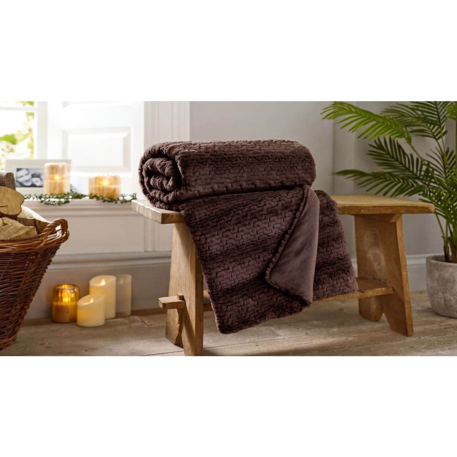 Ashridge Chocolate Faux Fur Throw