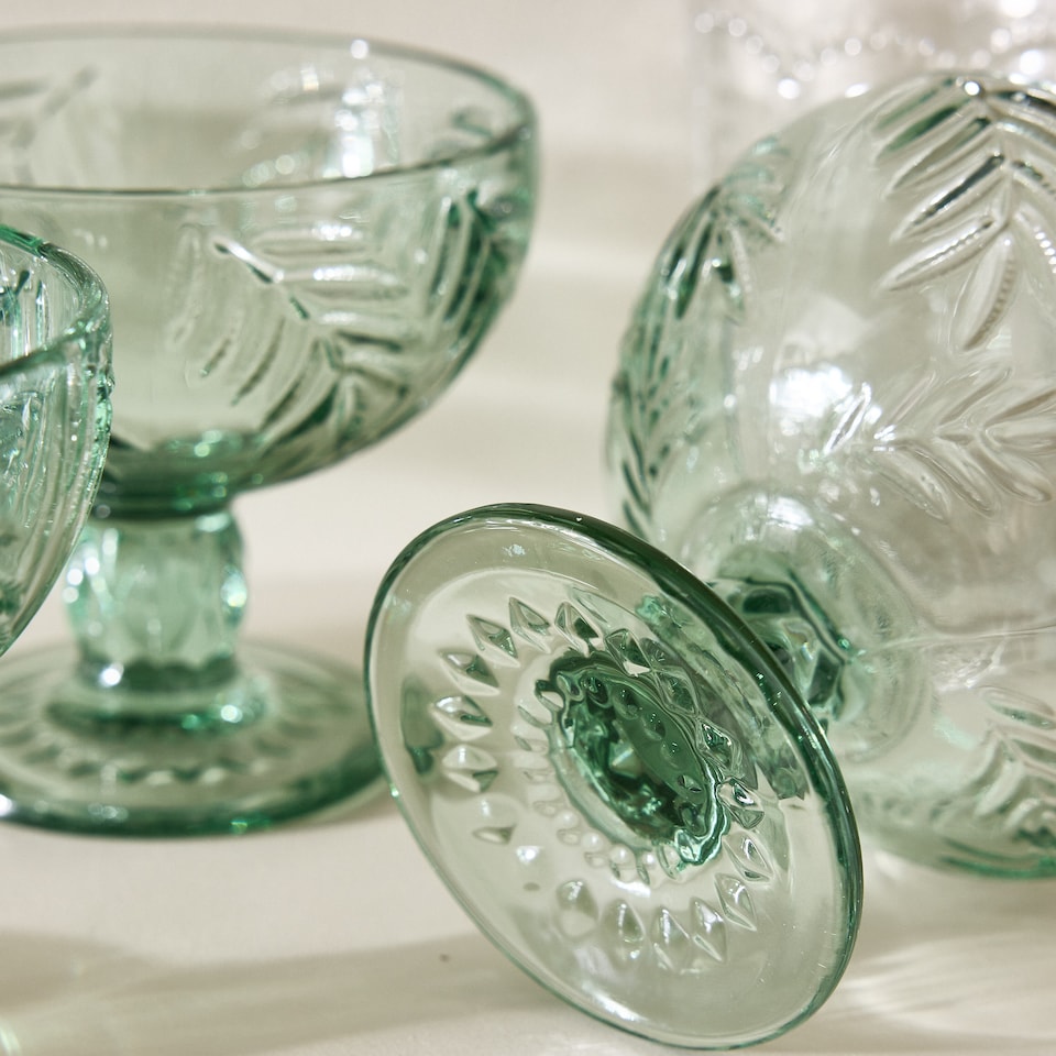 image 1 of Set of 2 Laurier Green Spring Summer Embossed Leaf Footed Bowls Wedding Decorations Ideas 320ml | Green | Green | Medium | 2