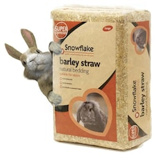 3 Bags Of 1.6kg Extra Soft Barley Snowflake Natural Pet & Animal Bedding Chopped For Comfort