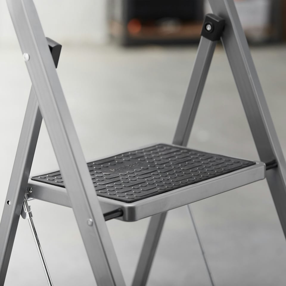 image 1 of VonHaus 2 Step Steel Folding Step Ladder with Anti Slip Feet